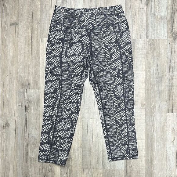 Snakeskin Print Leggings - Picture 1 of 3